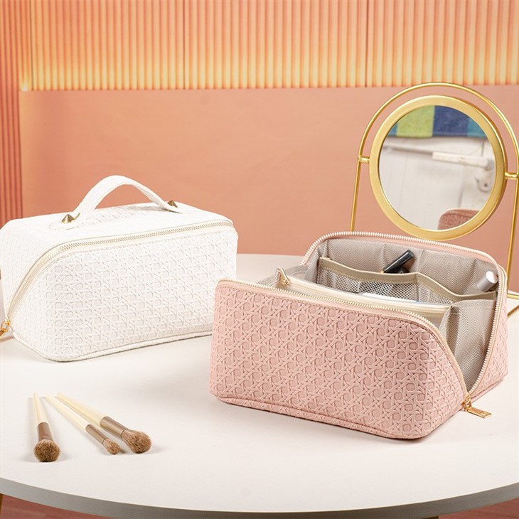 Women Washable Make Up Bag Makeup Organizer Case